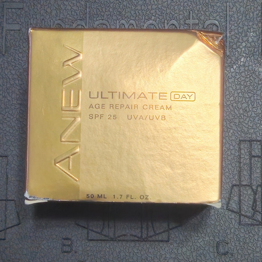 Avon Anew Ultimate Day Age Repair Cream 1.7oz SPF 25 Gold Anti-Aging Moisturizer - Picture 2 of 5